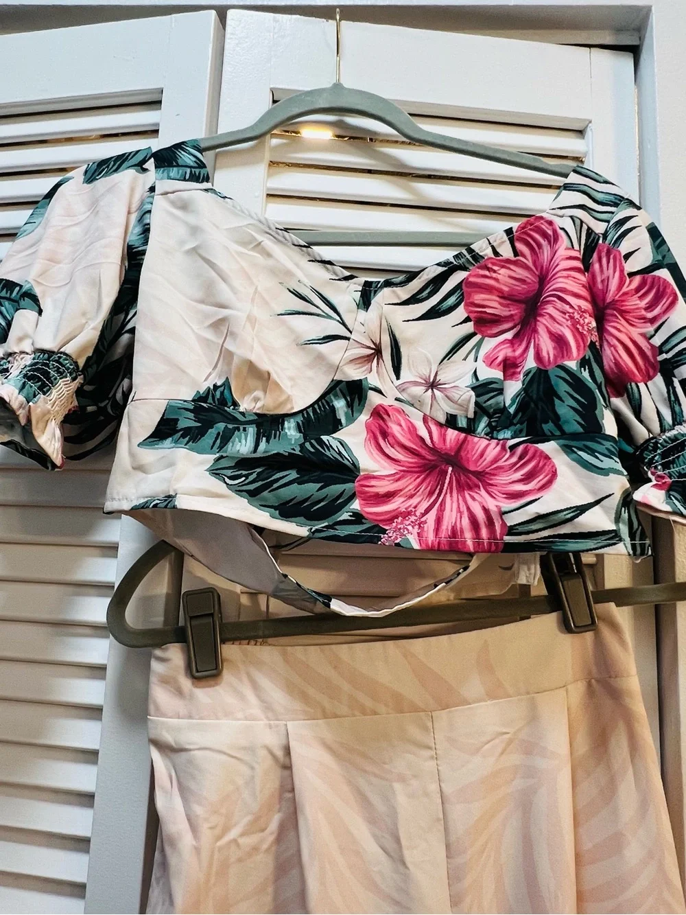 SHEIN Cream Floral Two-Piece Crop Top & Wide Leg Pants Set